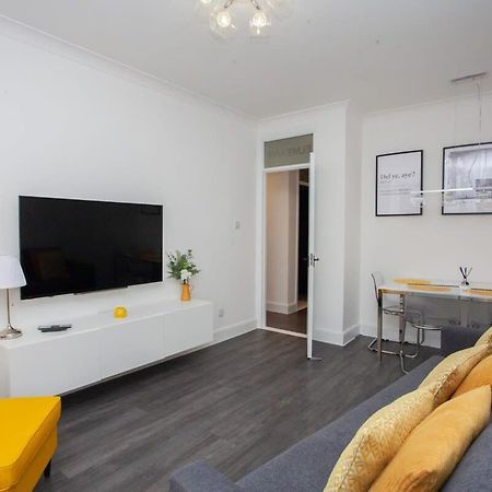 Newly Renovated City Apartment Glasgow Exterior photo